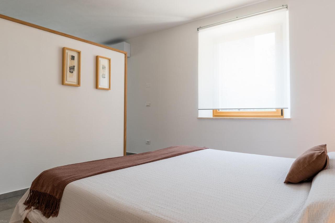 Appartement L'Abbraccio Della Quercia à Momjan Extérieur photo